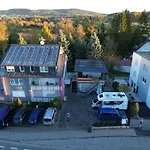 Hotel Gaestehaus Stock Zimmer Trueffeleckle