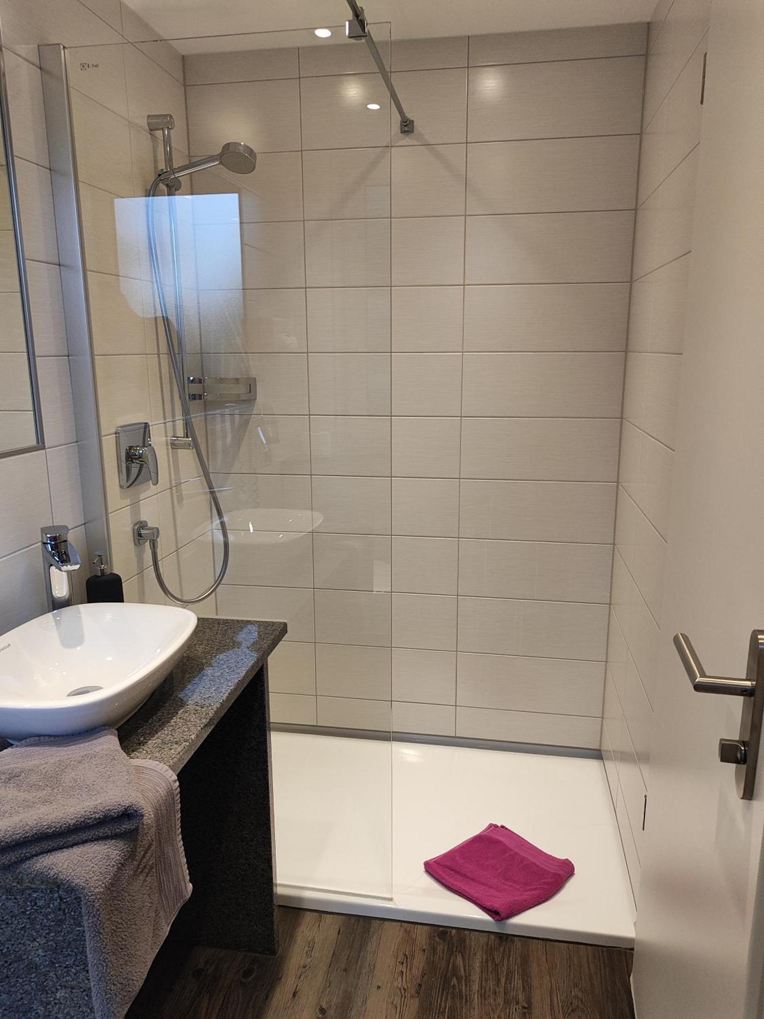 Hotel Gaestehaus Stock Trueffeleckle *